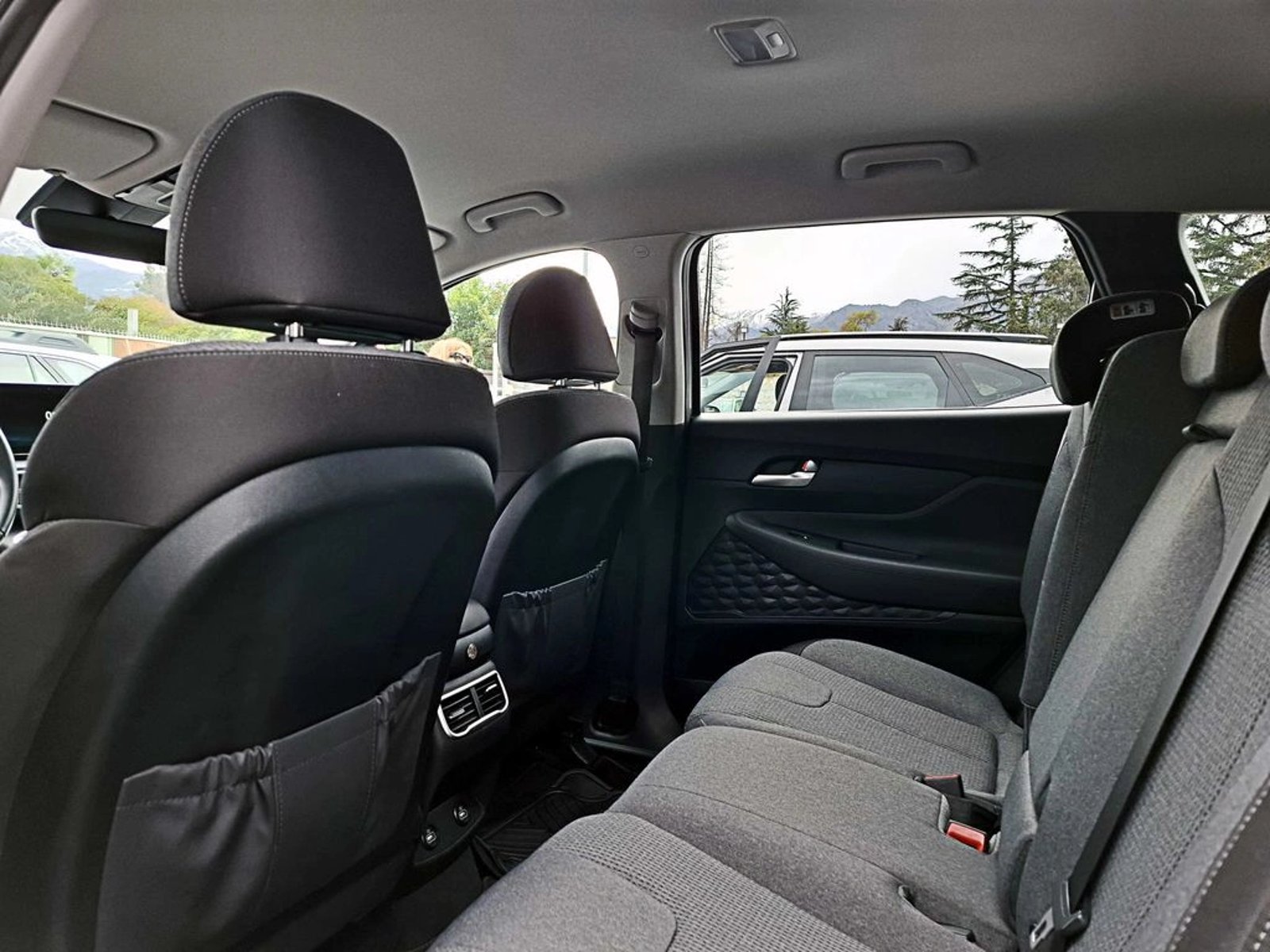 Hyundai SANTA FE 2.5 PLUS FL 4X2 AT 5P 2022 - Imagen 11 de 18