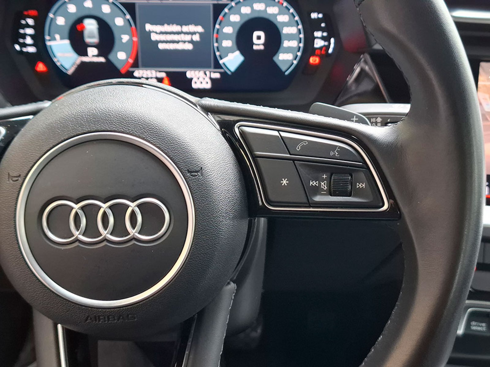 AUDI A3 SEDAN 35 TFSI 1.4 AUT 2024 - Imagen 12 de 20