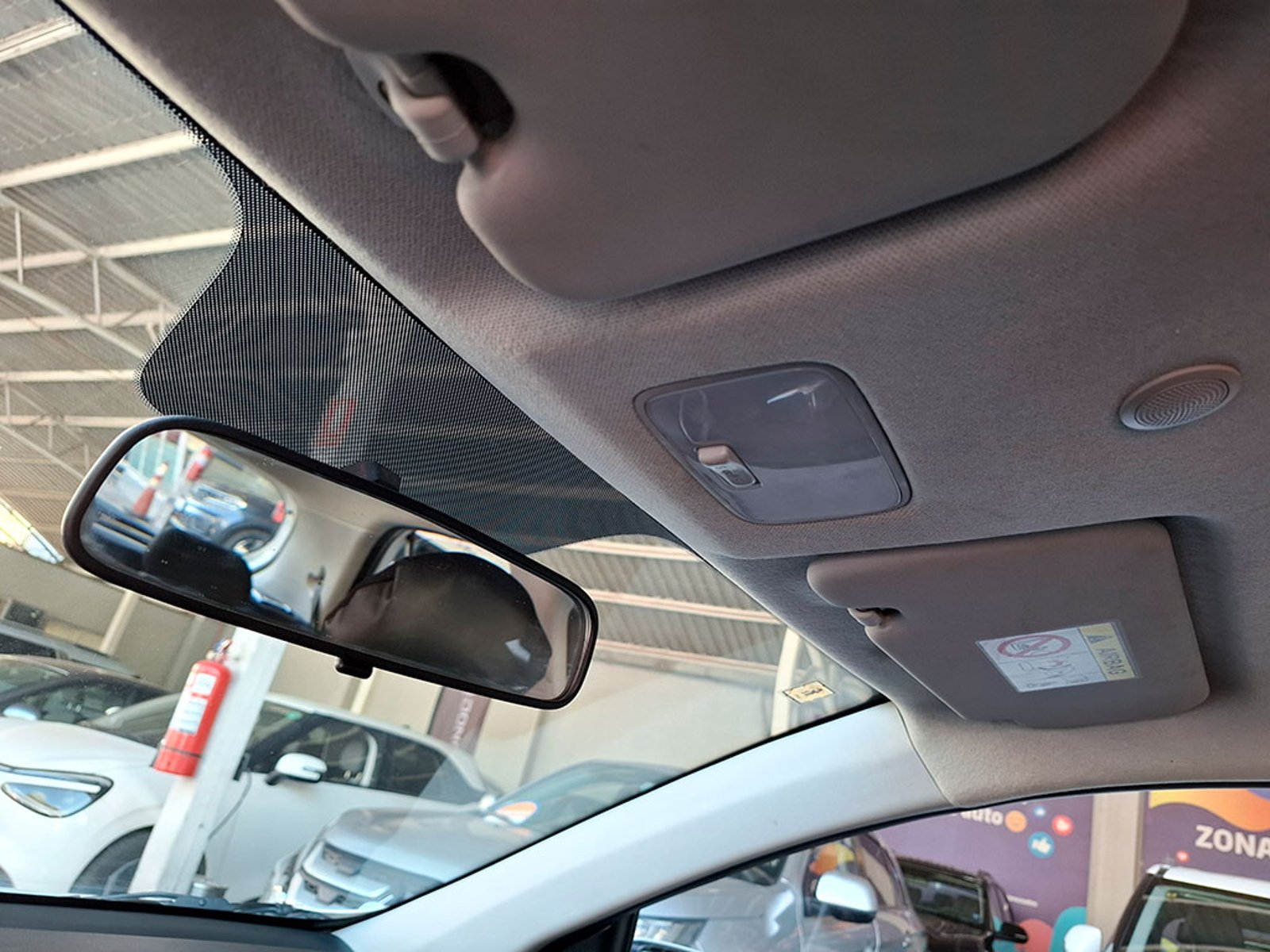 KIA MORNING MPI 1.0 MT AC 2024 - Imagen 18 de 20