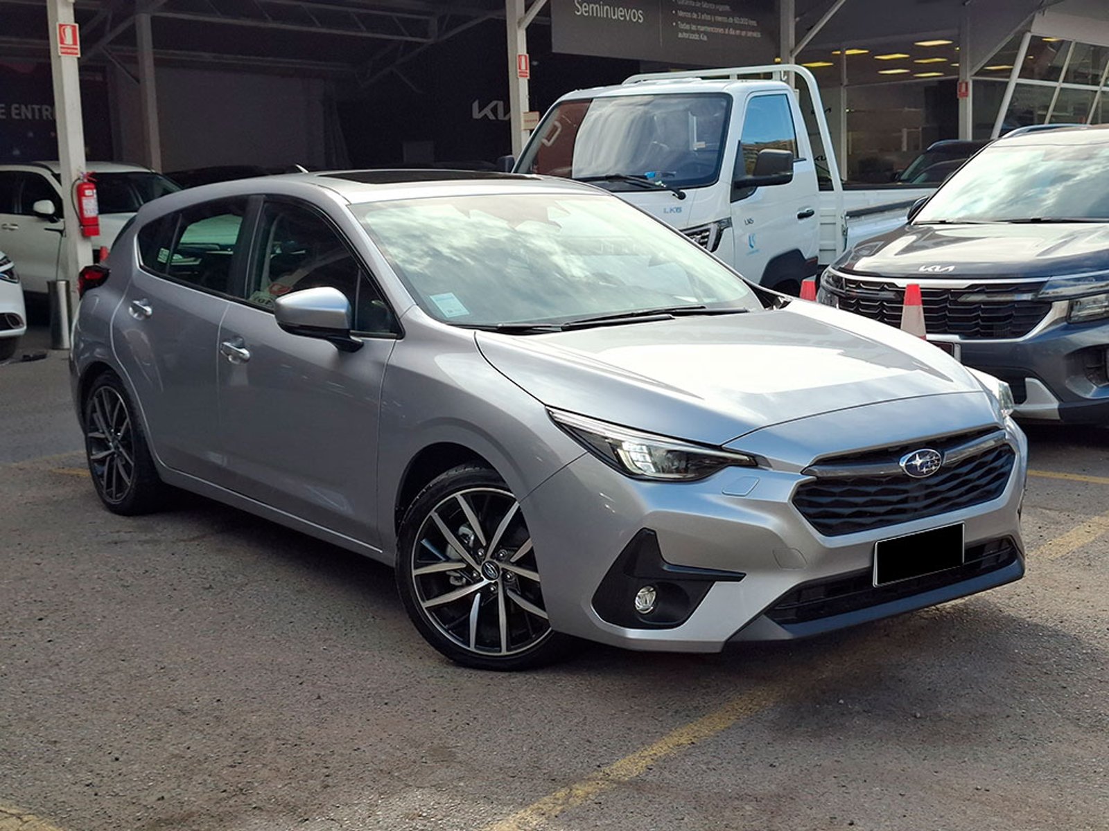 Subaru IMPREZA 2.0 AWD CVT TOURING ES HK 2025 - Foto 3 de 20