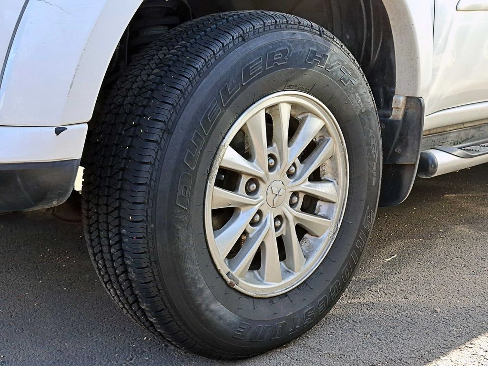 MITSUBISHI MONTERO SPORT 2.5 G2 AT 4X2 DIESEL 2014 - Imagen 4 de 18