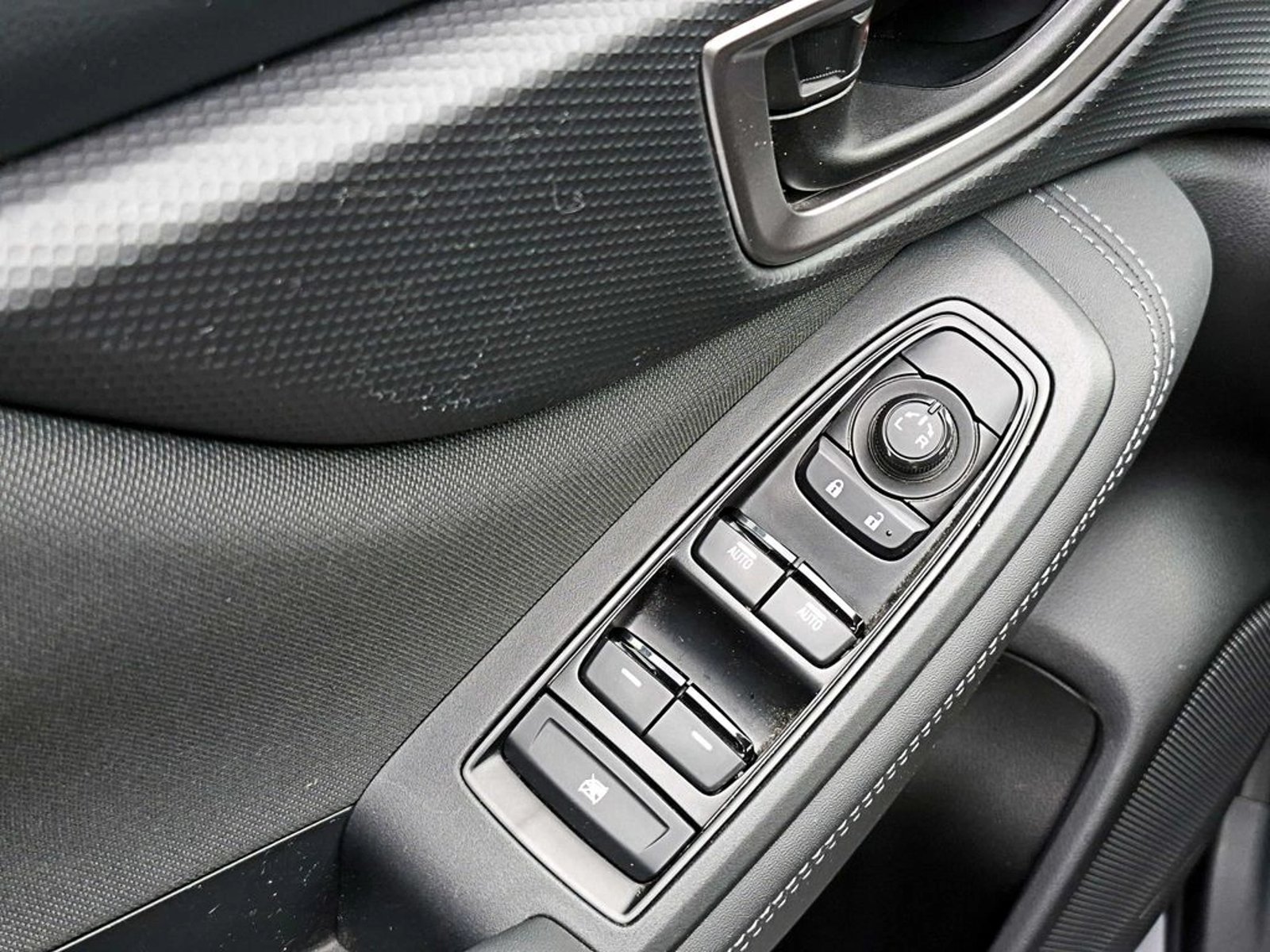 Subaru FORESTER 2.5 DYNAMIC EYESIGHT AT 4X4 2025 - Imagen 10 de 20