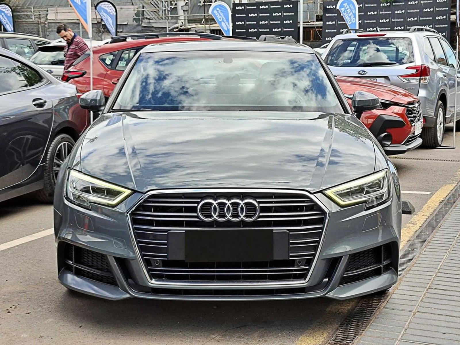 Audi A3 2.0 SPORT 4X2 HB S-TRONIC AT 3P 2017 - Foto 2 de 18
