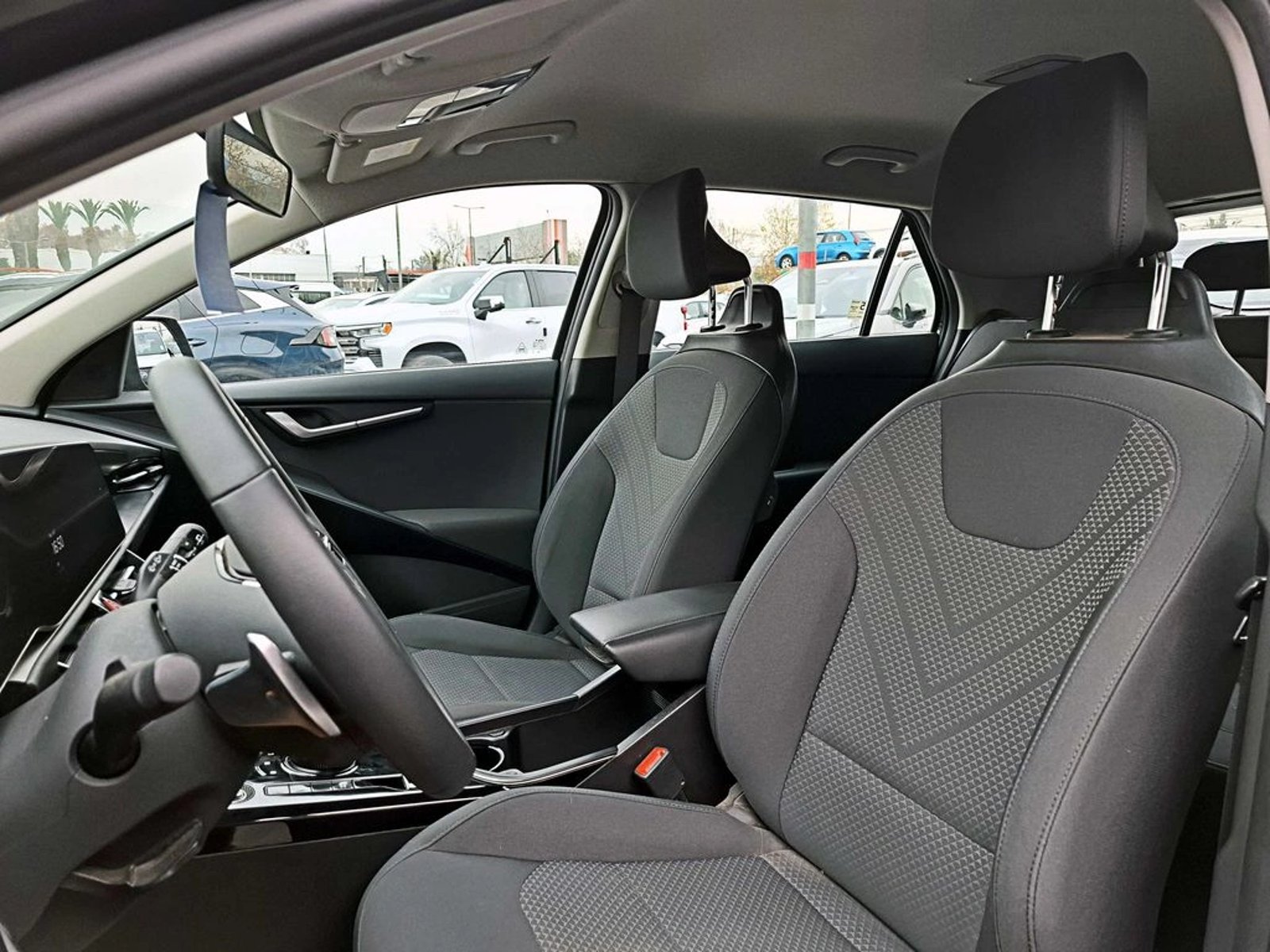 Kia NIRO 1.6 LX AT HIBRIDO 2024 - Imagen 10 de 17