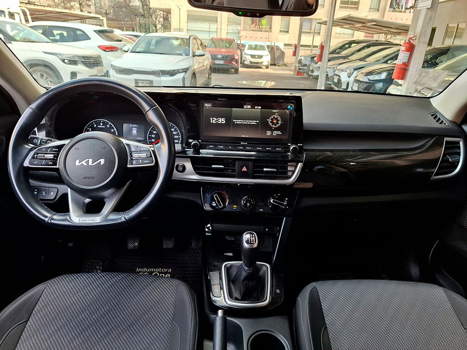 Kia SELTOS MPI 6MT 1.6 2022 - Imagen 8 de 20