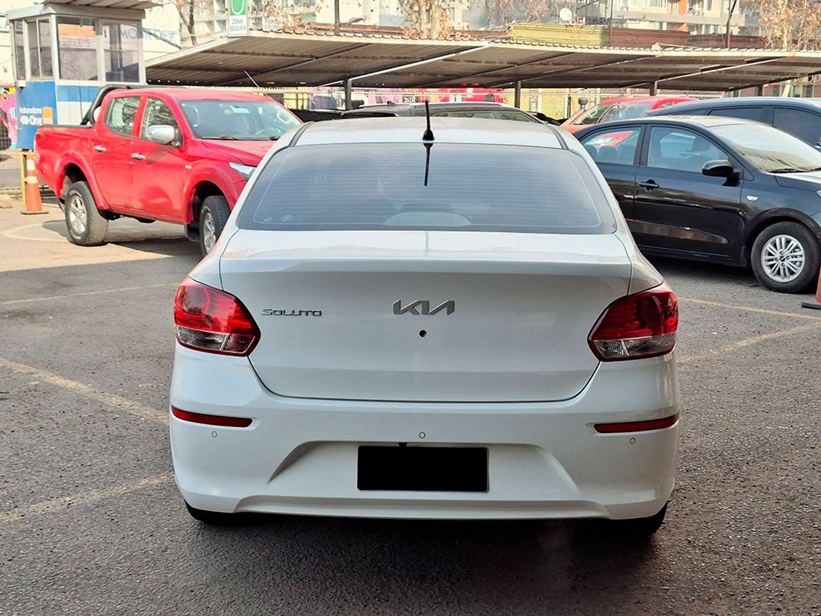 KIA SOLUTO EX 1.4L 5MT G SRF FULL 2024 - Imagen 5 de 20