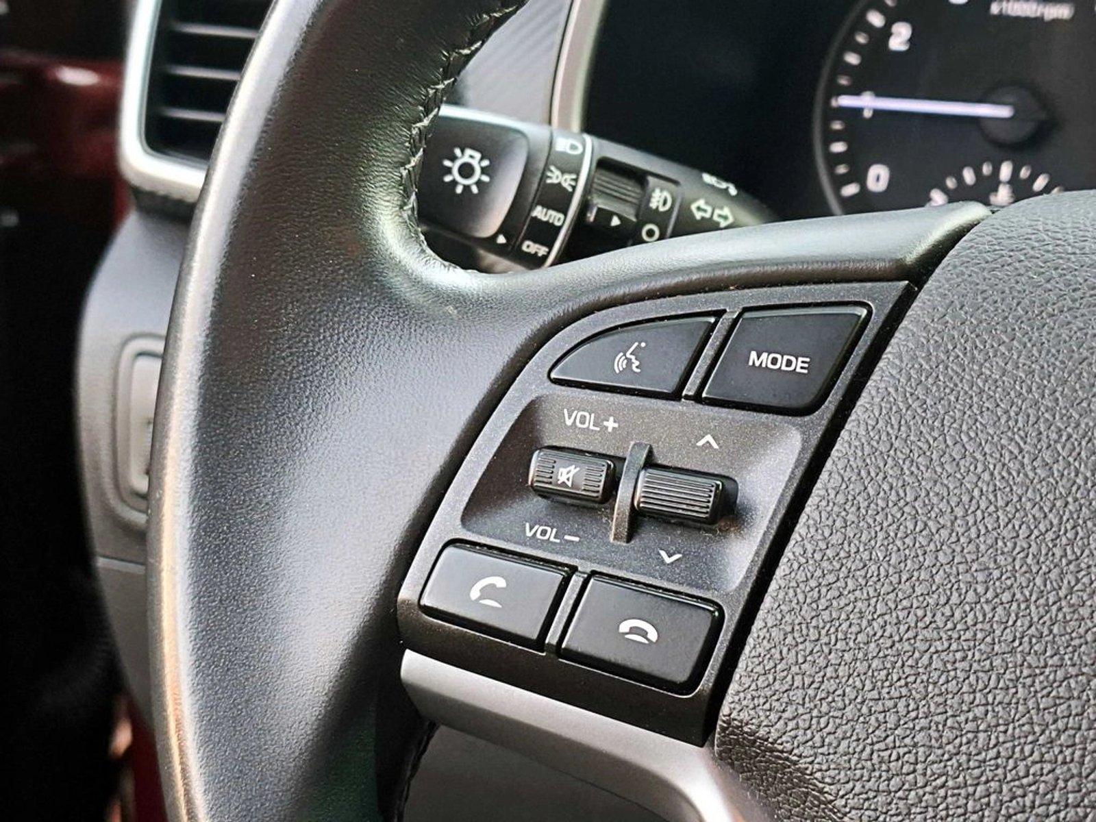 HYUNDAI TUCSON 2.0 2WD AT 5P 2019 - Imagen 14 de 19