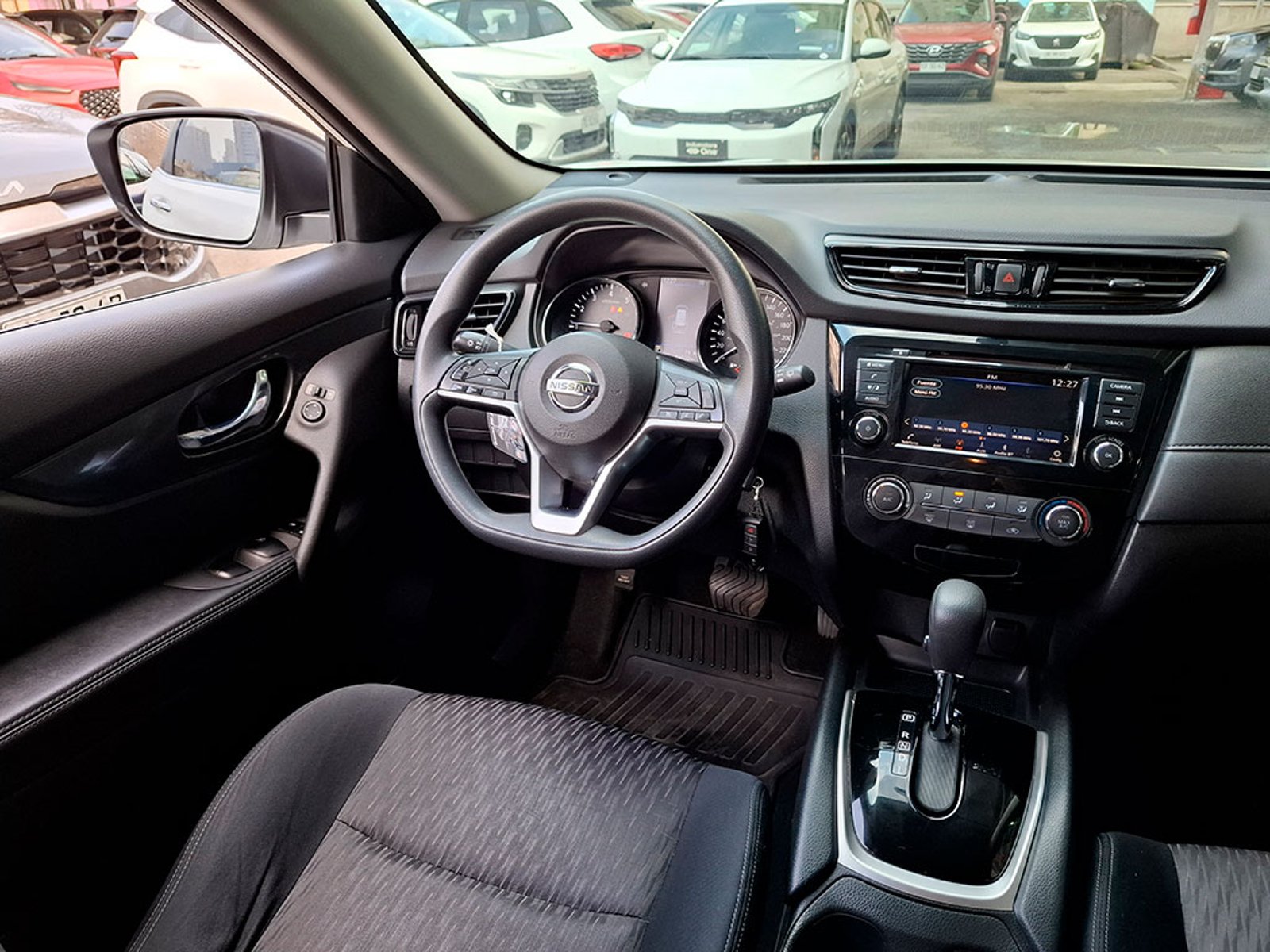 Nissan X-TRAIL 2.5 SENSE 2022 - Imagen 8 de 20