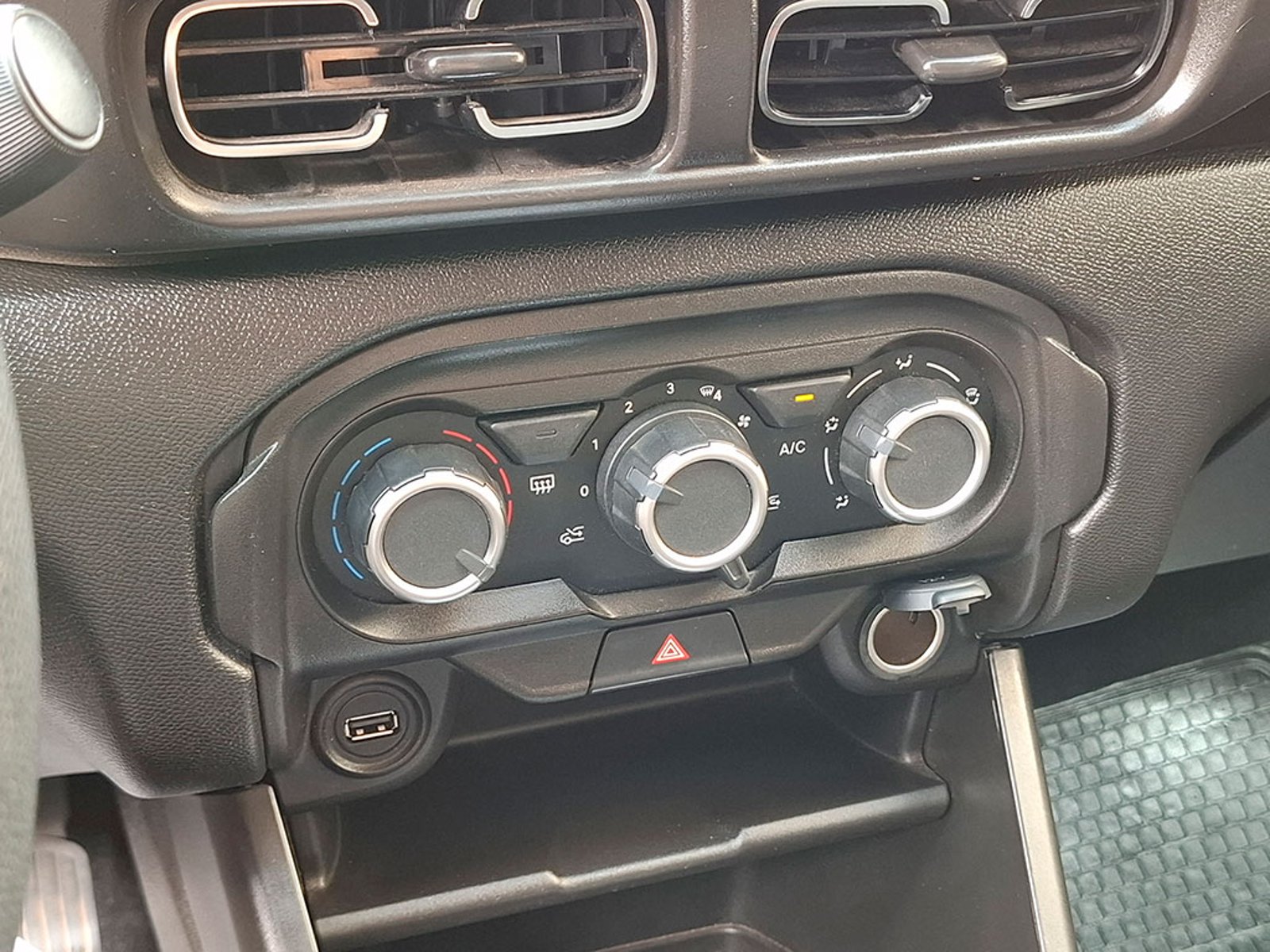 CITROEN C3 4X2 1.2 MT 2023 - Imagen 14 de 20
