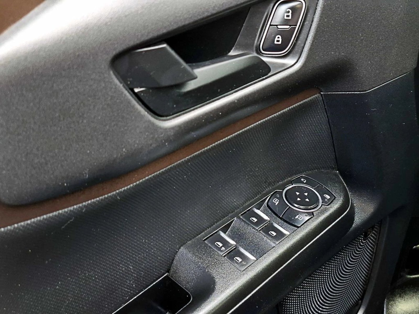 FORD BRONCO SPORT 2.0 4WD AT8 5P 2023 - Imagen 7 de 17
