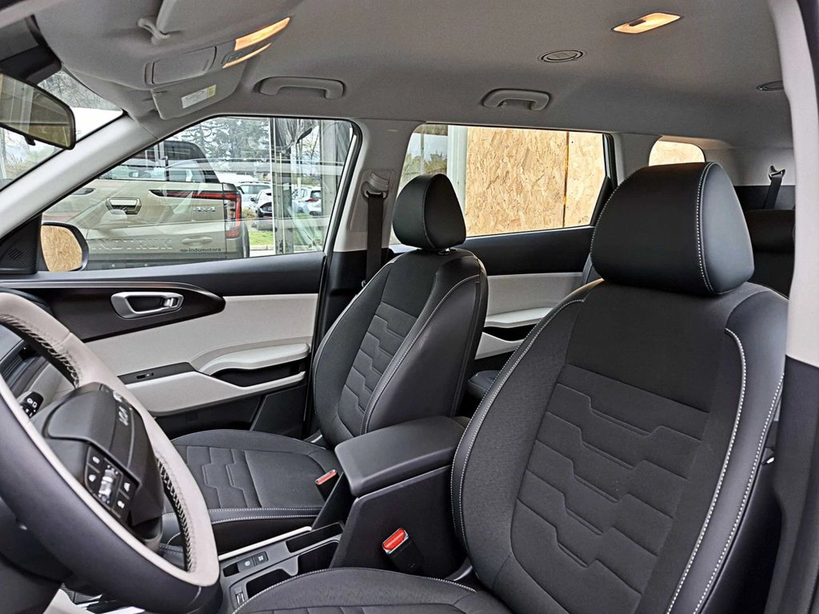 Kia CARENS EX 1.5 AT 2026 - Imagen 10 de 17