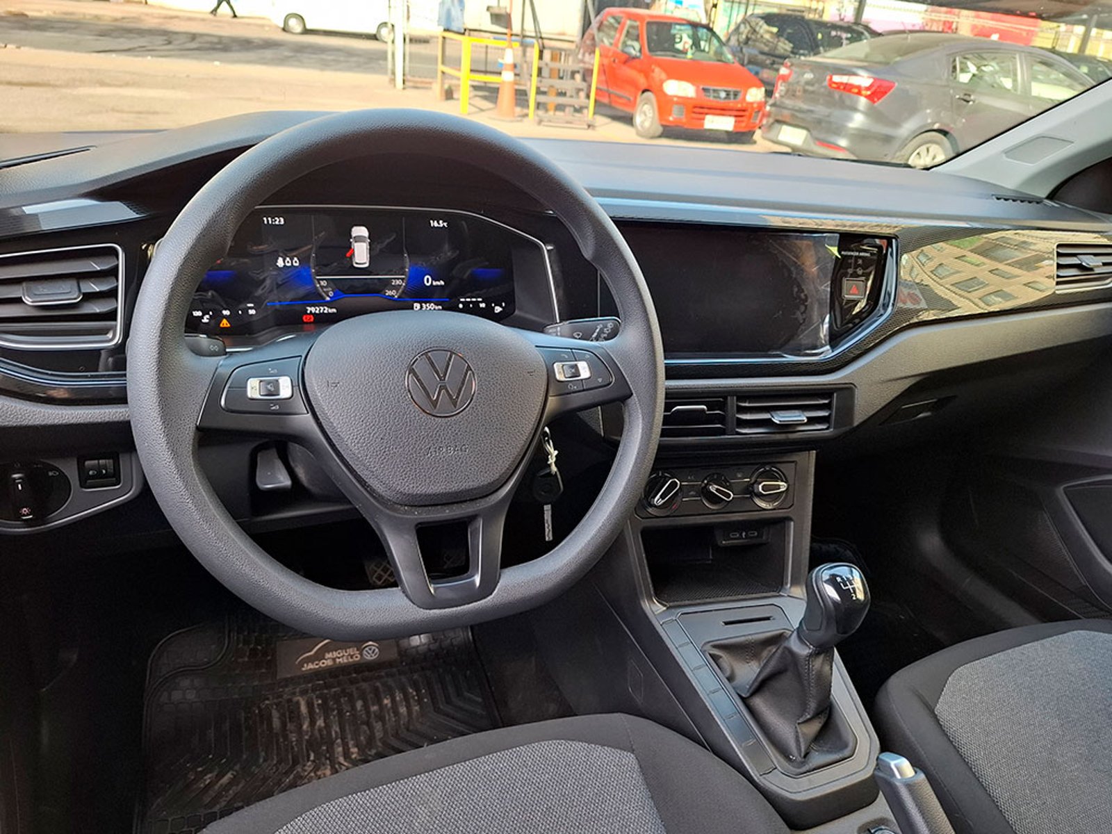 Volkswagen POLO 1.6 COMFORTLINE 2025 - Imagen 10 de 20
