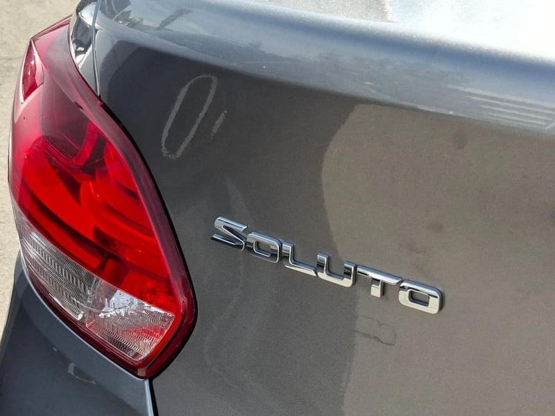 Kia SOLUTO 1.4 2023 - Imagen 7 de 18