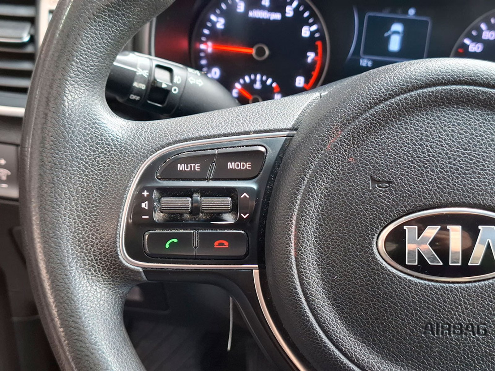 Kia SPORTAGE LX 2.0L GSL 6MT 2WD 6AB SPECIAL PACK 2018 - Imagen 11 de 20