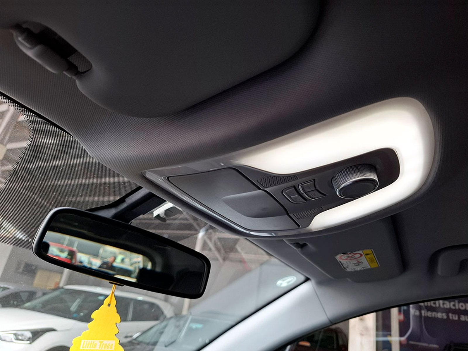 Chery TIGGO 8 1.5 AUT 2021 - Imagen 18 de 20