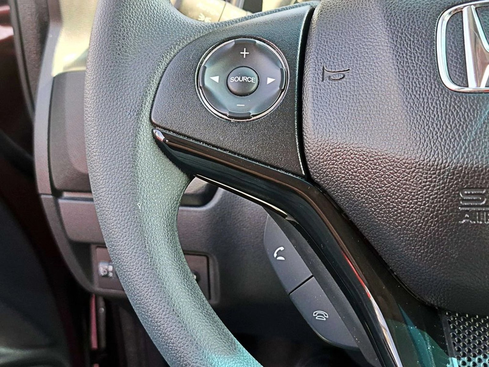 Honda WR-V LX 4X2 1.5 AT 2024 - Imagen 15 de 18