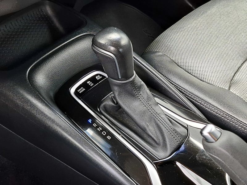 Toyota COROLLA HYBRID 1.8  CVT AT 4P 2022 - Imagen 18 de 18