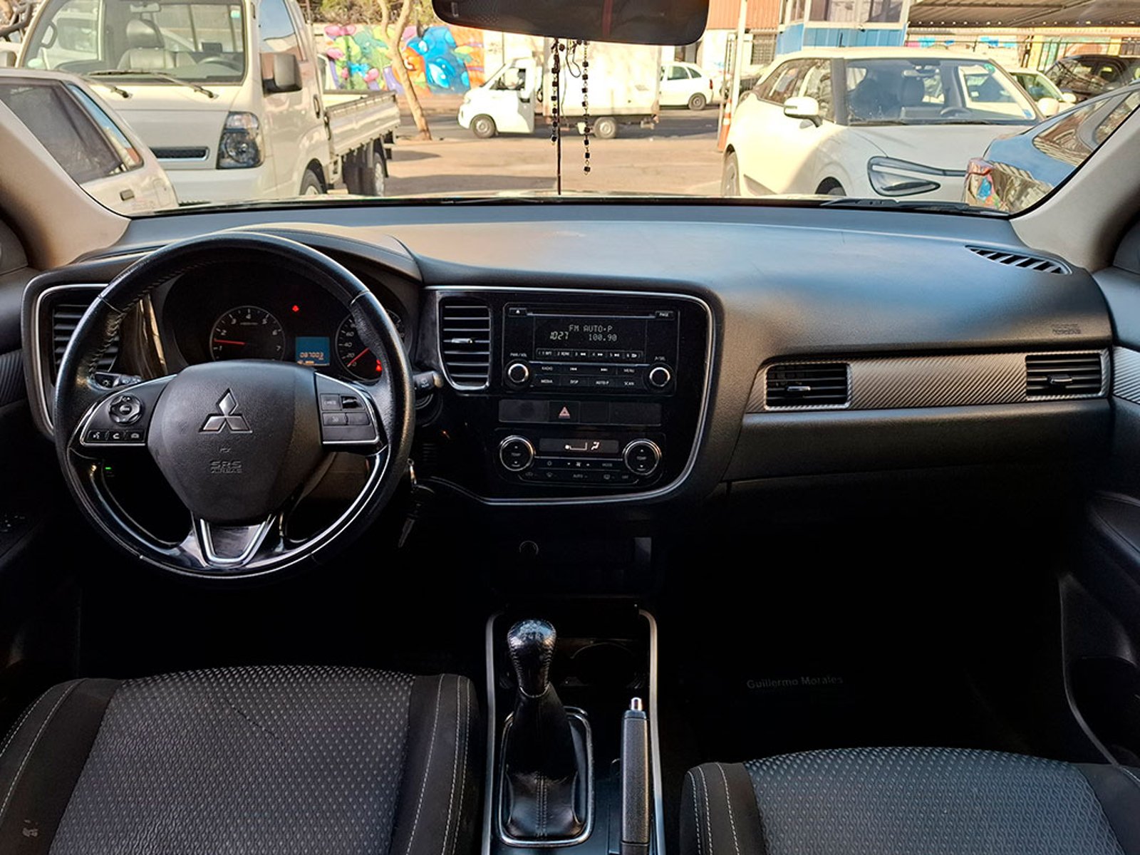 MITSUBISHI OUTLANDER 2.0 MT 2018 - Imagen 9 de 20