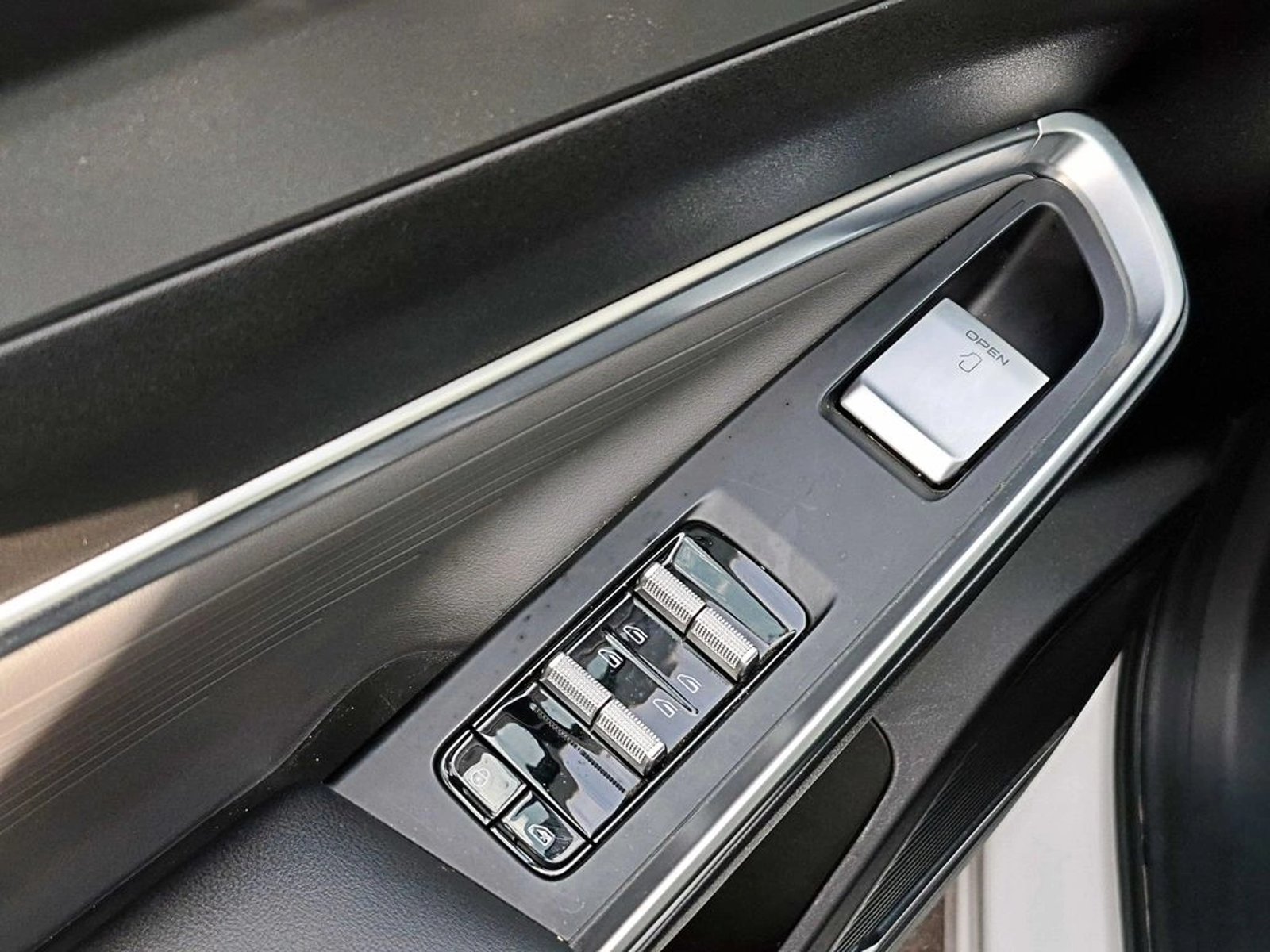 GEELY CITYRAY 1.5  AT 5P 2025 - Imagen 9 de 18