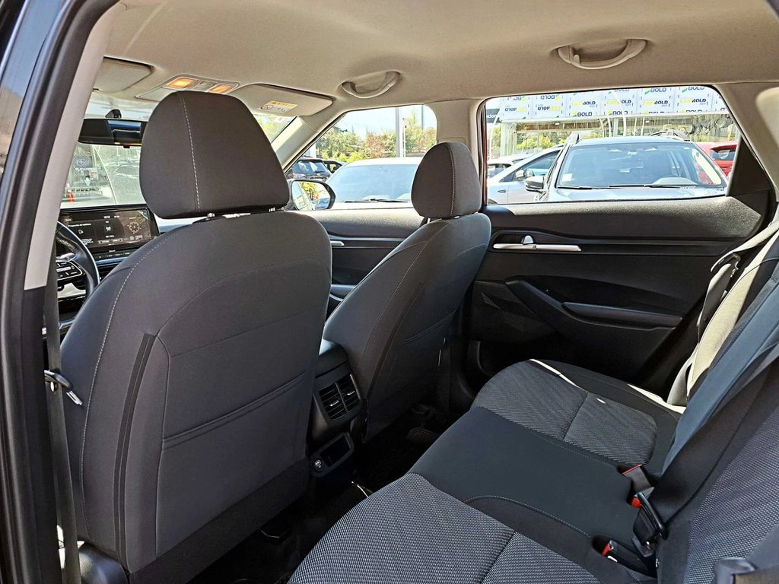 Kia SELTOS EX 1.6 AT 2022 - Imagen 12 de 18