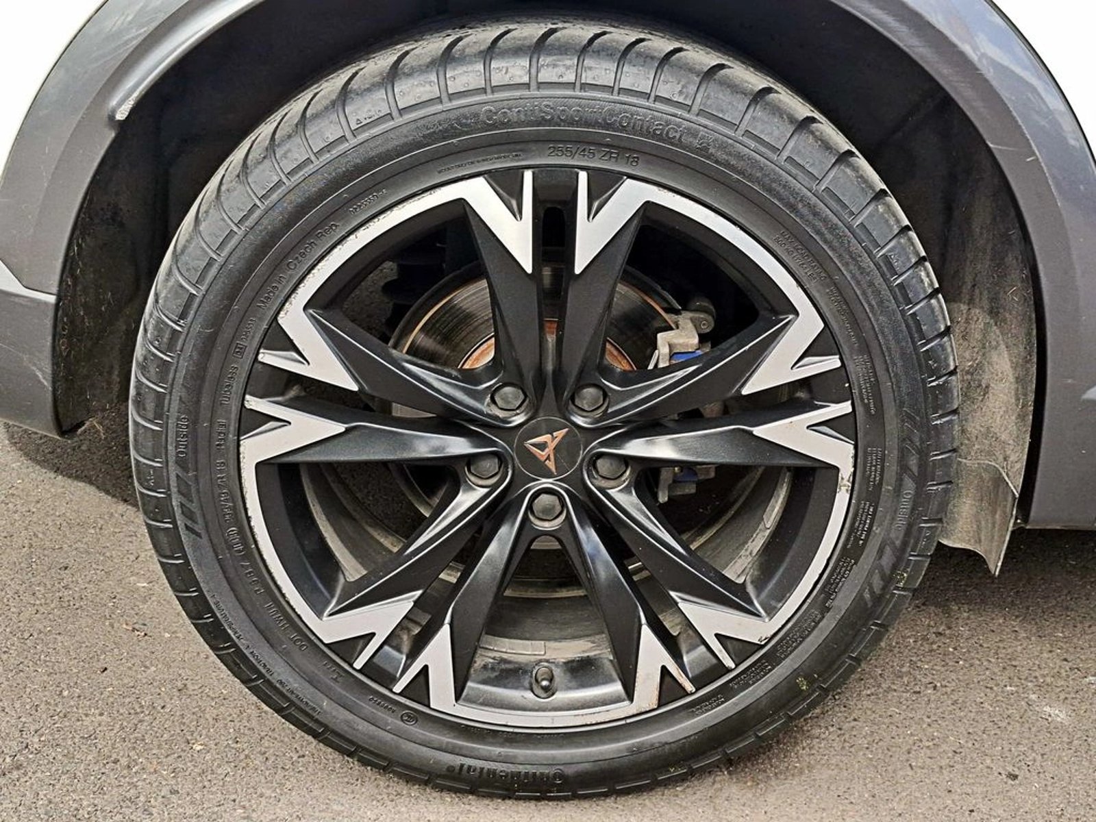 Cupra FORMENTOR TSI 2.0 AT 2024 - Foto 5 de 19