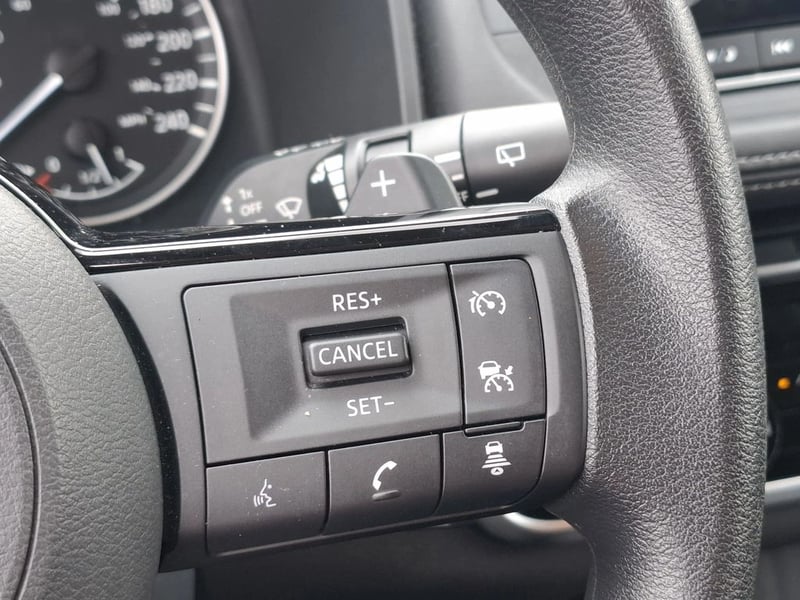 Nissan X-TRAIL 4X2 7P CVT 2.5 2024 - Imagen 15 de 17