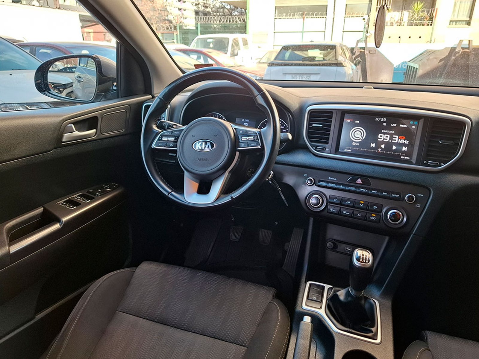 KIA SPORTAGE LX 2.0L GSL 6MT 2WD 2021 - Imagen 8 de 20