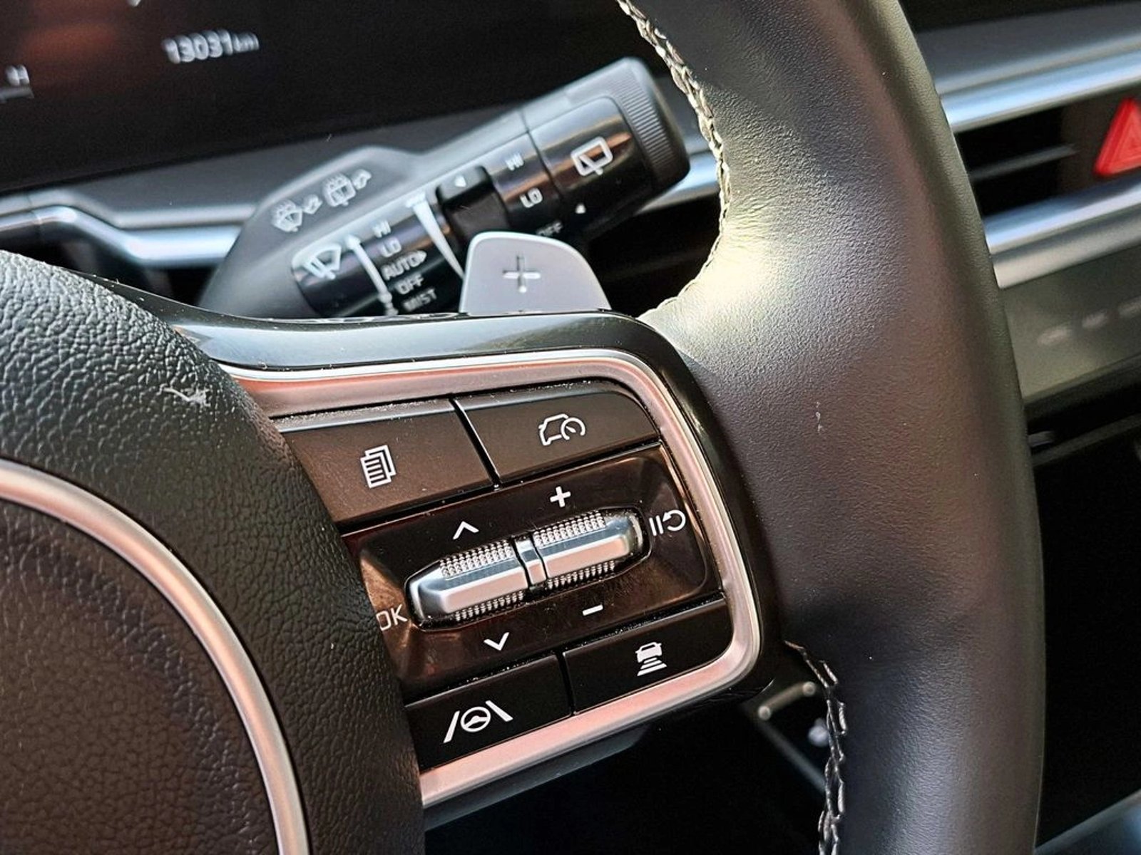 KIA SORENTO 4WD 3.5 AT 2024 - Imagen 14 de 16