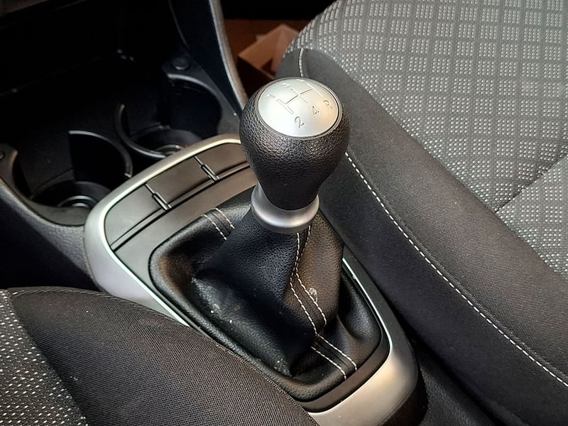Kia MORNING EX 1.2L 5MT 2025 - Imagen 17 de 20