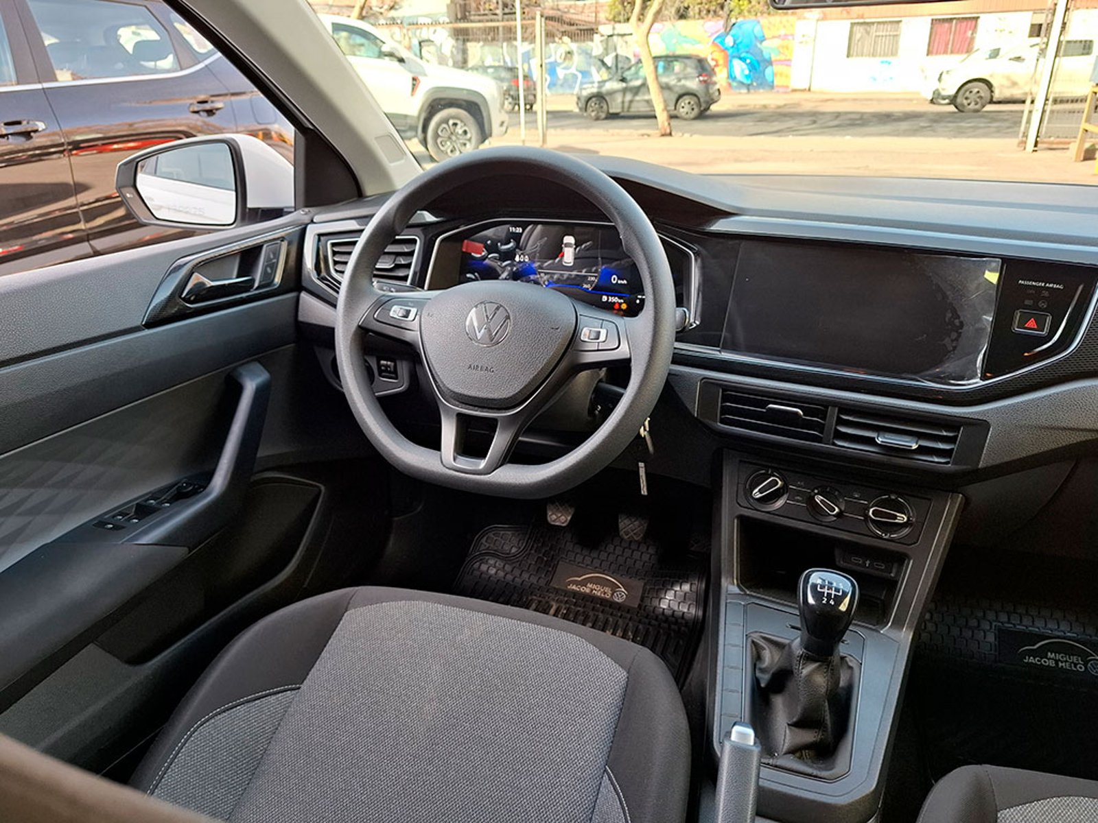 Volkswagen POLO 1.6 COMFORTLINE 2025 - Imagen 8 de 20