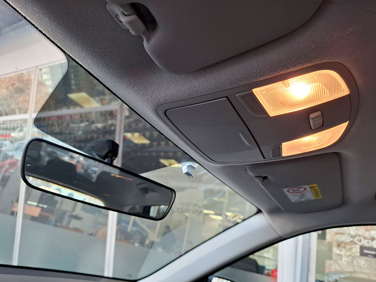 KIA SONET EX 1.5L 6MT 2025 - Imagen 18 de 20