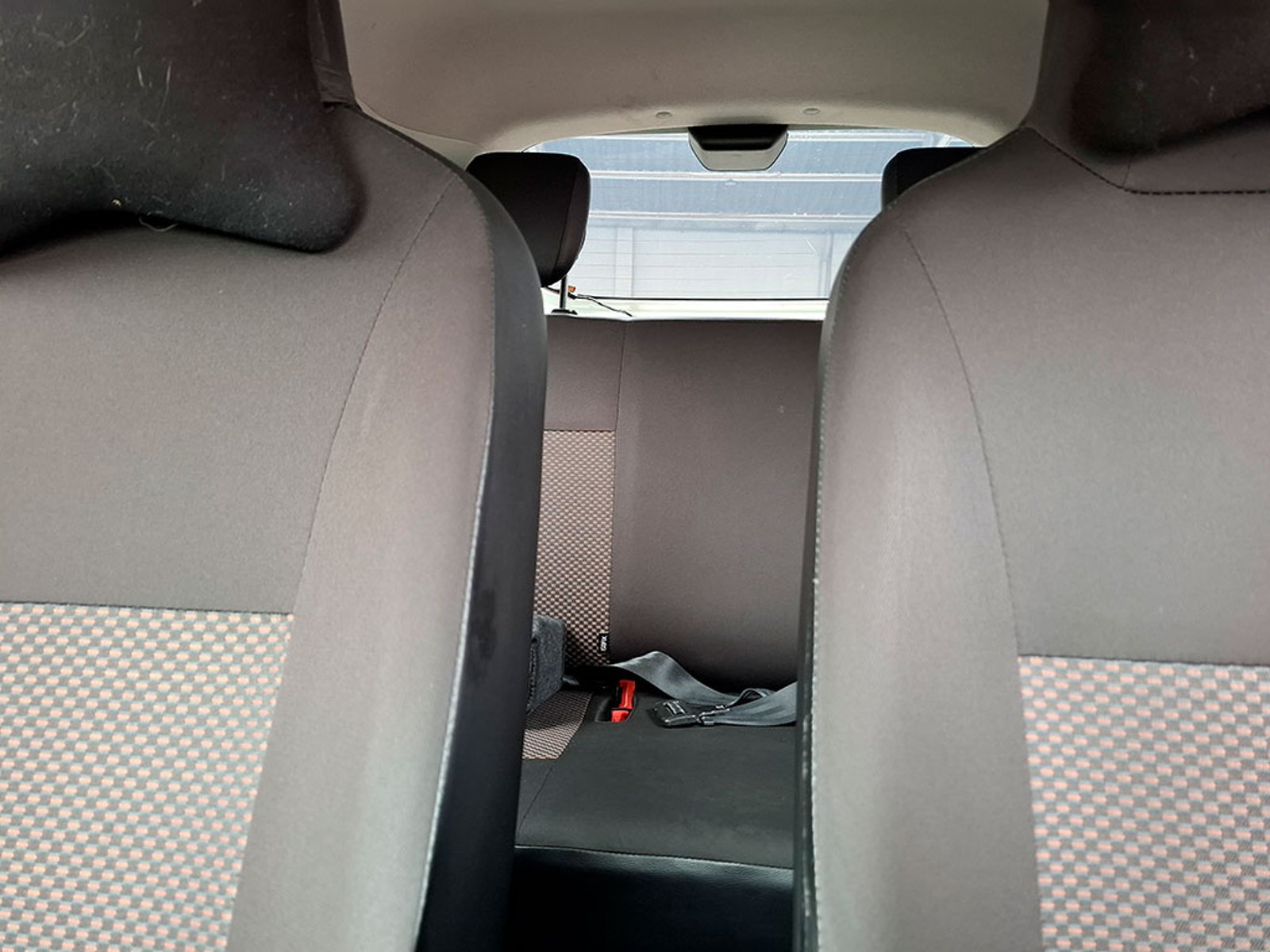 SUZUKI S-PRESSO 1.0 GLX 2023 - Imagen 19 de 20