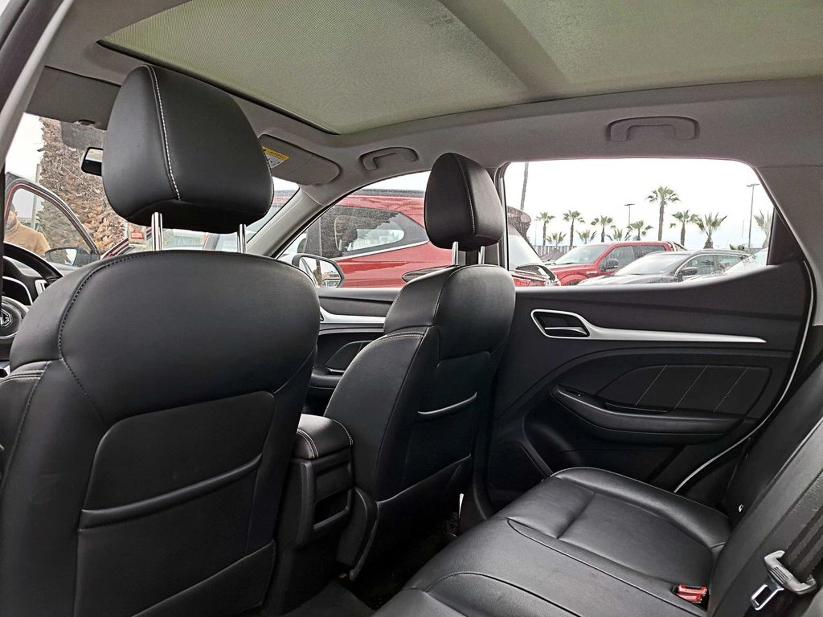 MG ZS 1..5 COMFORT 4X2 AT 5P 2023 - Imagen 10 de 17