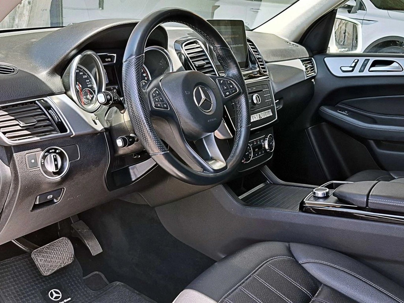 MERCEDES-BENZ GLE 400 SPORT  4-MATIC 2017 - Imagen 10 de 20