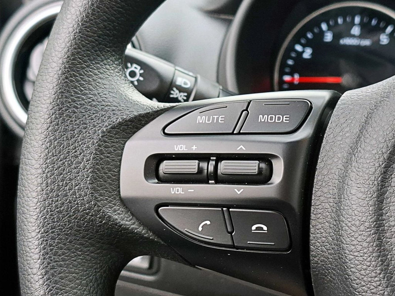 Kia SOLUTO MT 2026 - Imagen 14 de 18