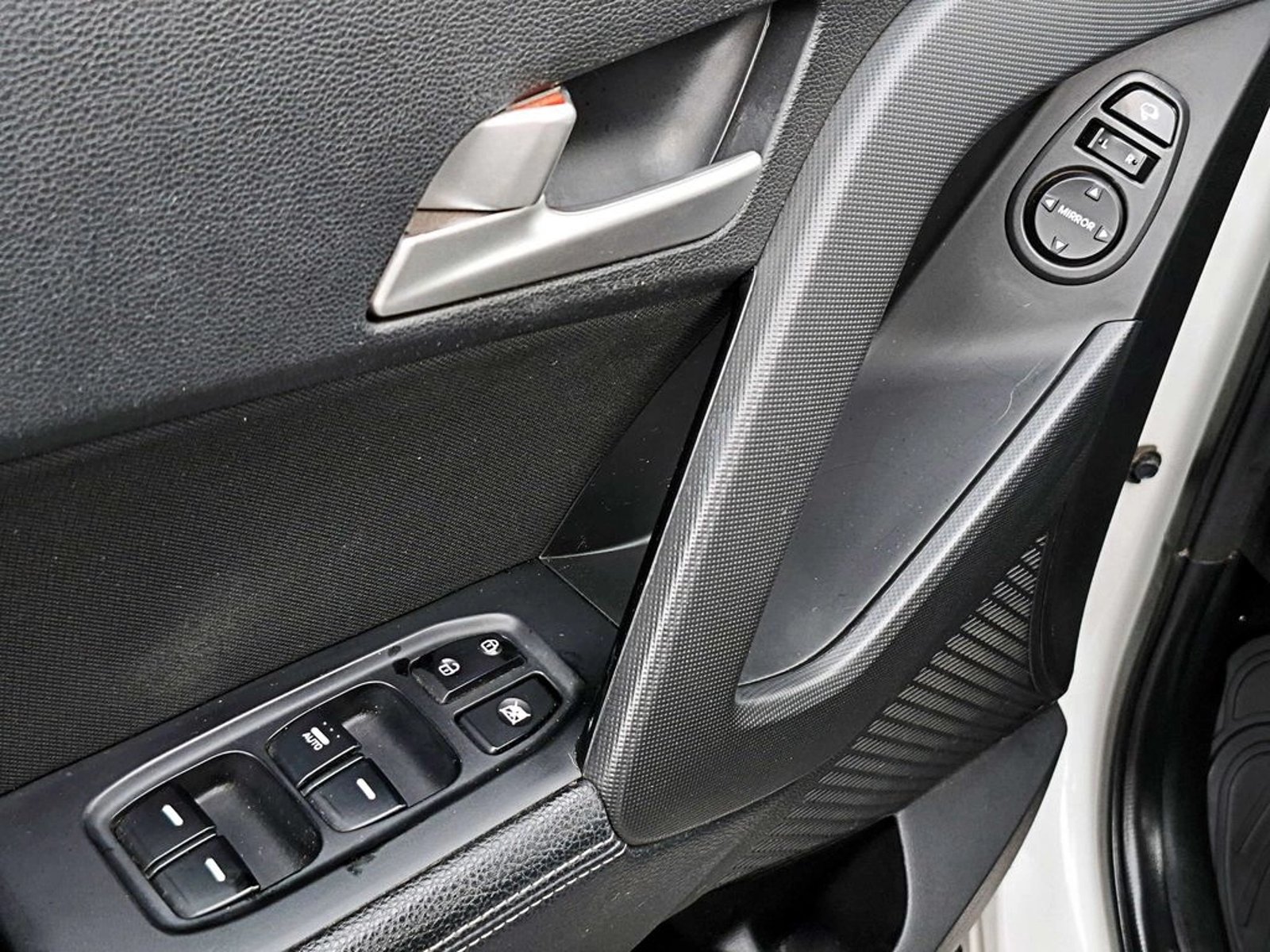 Hyundai CRETA 1.6 GS PLUS FL 4X2 MT 5P 2019 - Imagen 9 de 18