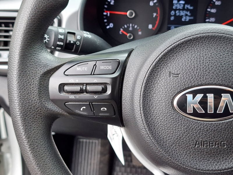 Kia RIO 5 EX 1.6L 6MT FULL 2021 - Imagen 11 de 20