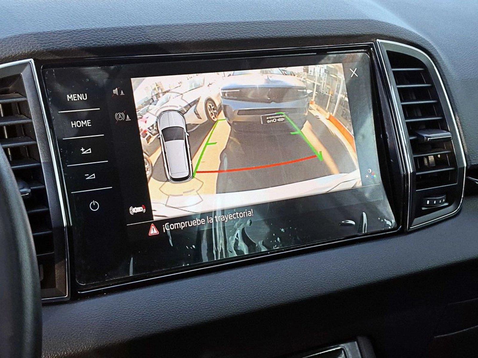 Skoda KAROQ 1.4 TSI AMBITION AT 2024 - Imagen 16 de 18
