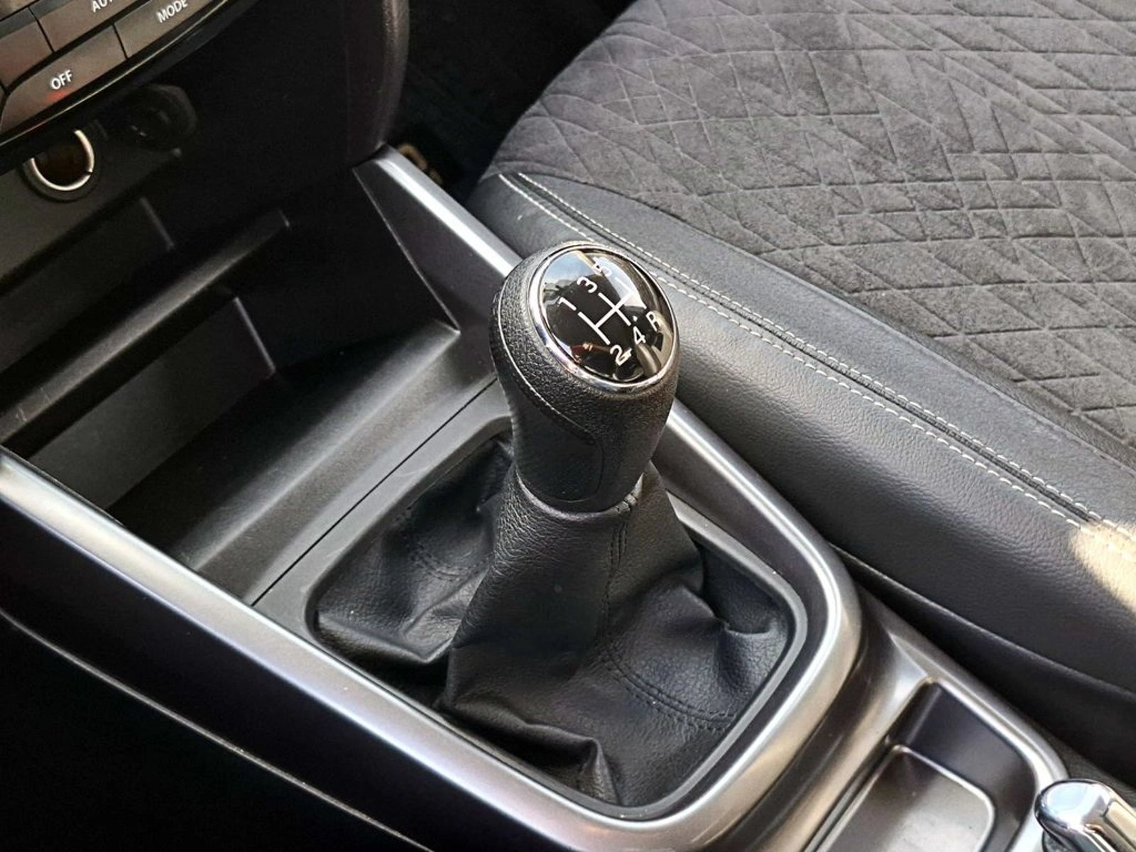 Suzuki VITARA 1.6 G LIMITED 5P AT 4X4 2019 - Imagen 19 de 19