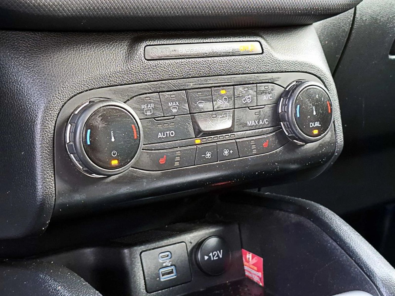 FORD BRONCO SPORT 2.0 4WD AT8 5P 2023 - Imagen 16 de 17