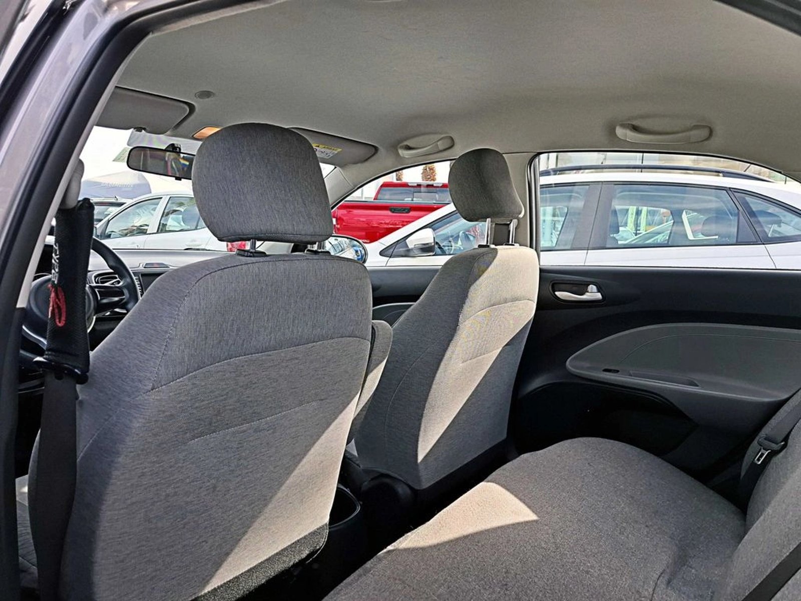 KIA SOLUTO 1.4 EX FULL MT 2023 - Imagen 11 de 18