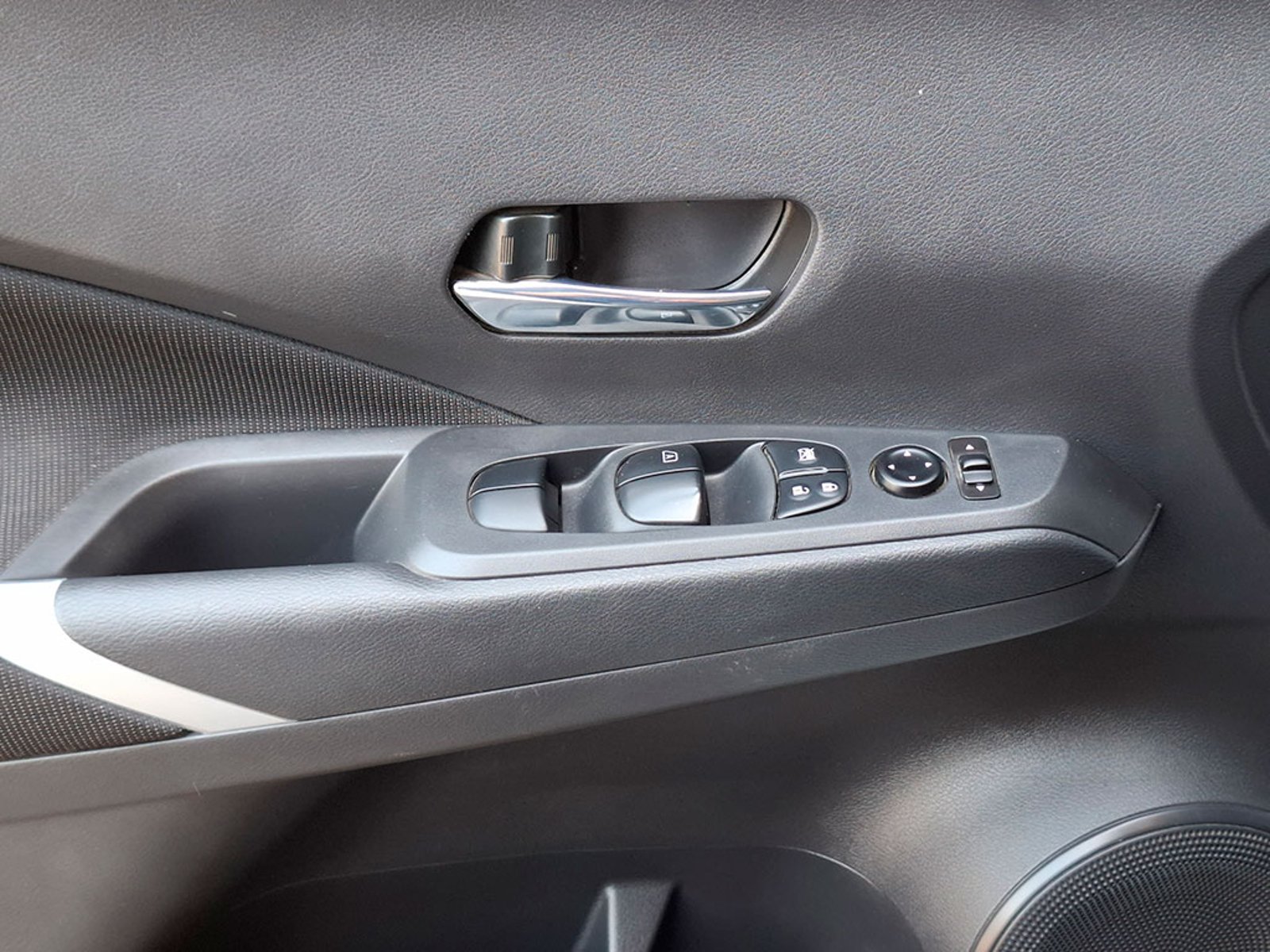 NISSAN KICKS 1.6 ADVANCE AT 2025 - Imagen 19 de 20