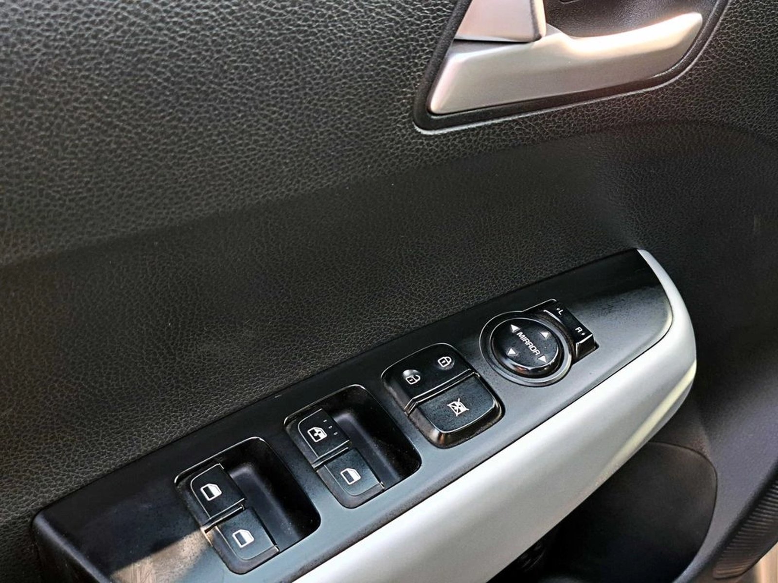KIA MORNING 1.0 LX  SIN AIRE ACOND.HB 5MT 5P 2018 - Imagen 10 de 18
