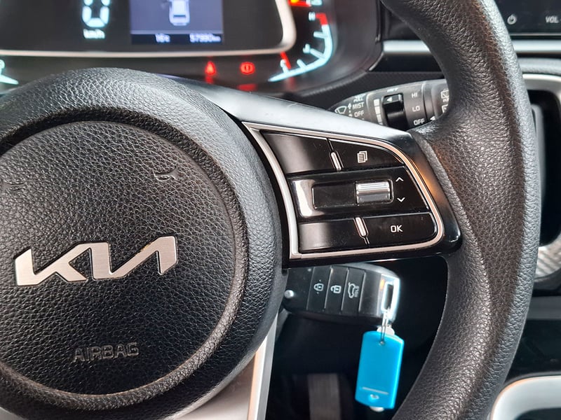 Kia SONET EX 1.5L 6MT ACC PLUS 2022 - Imagen 12 de 20