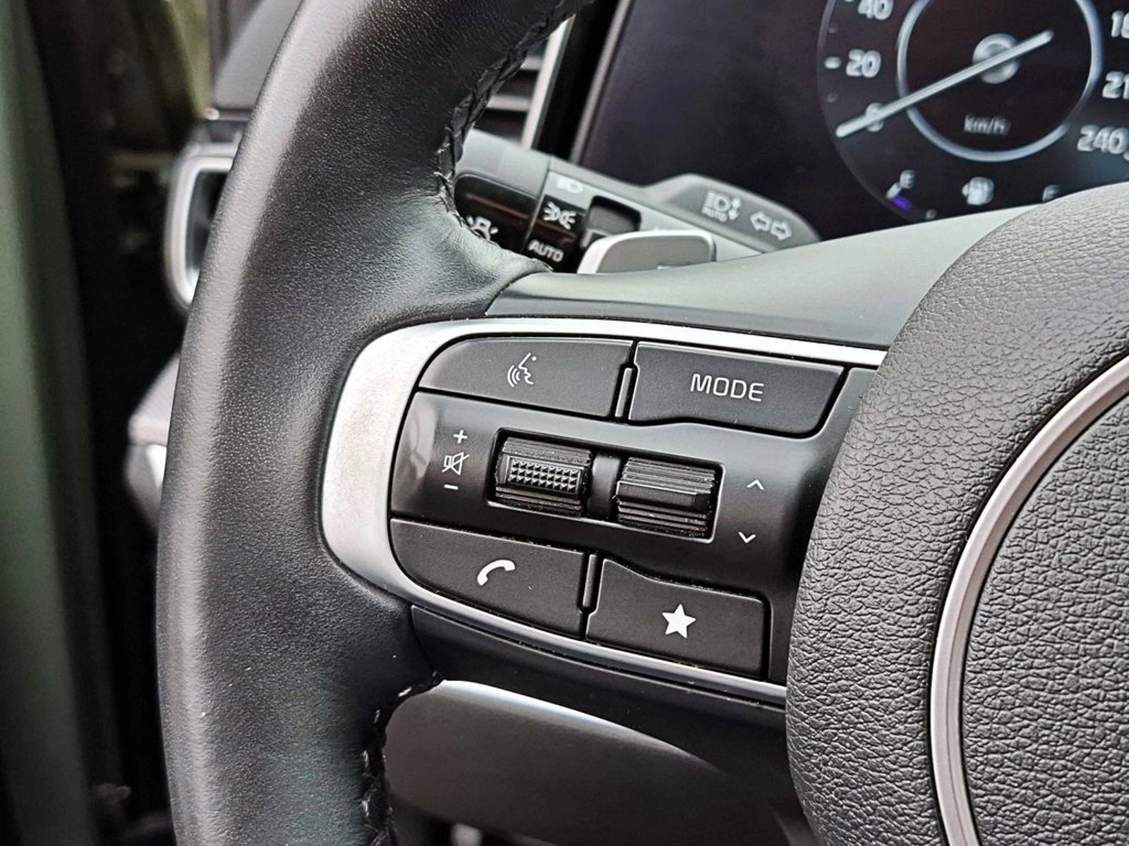 KIA SPORTAGE SPORTAGE 2.0  AWD DSL 2024 - Imagen 17 de 20