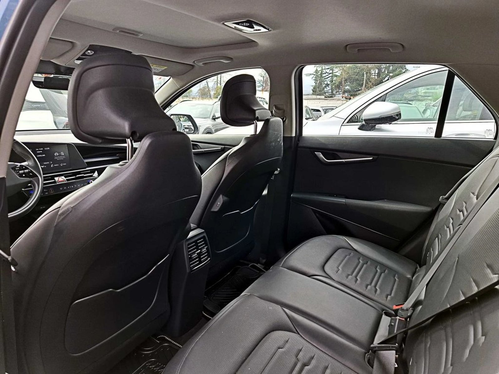 Kia NIRO AT EV 2023 - Imagen 12 de 18