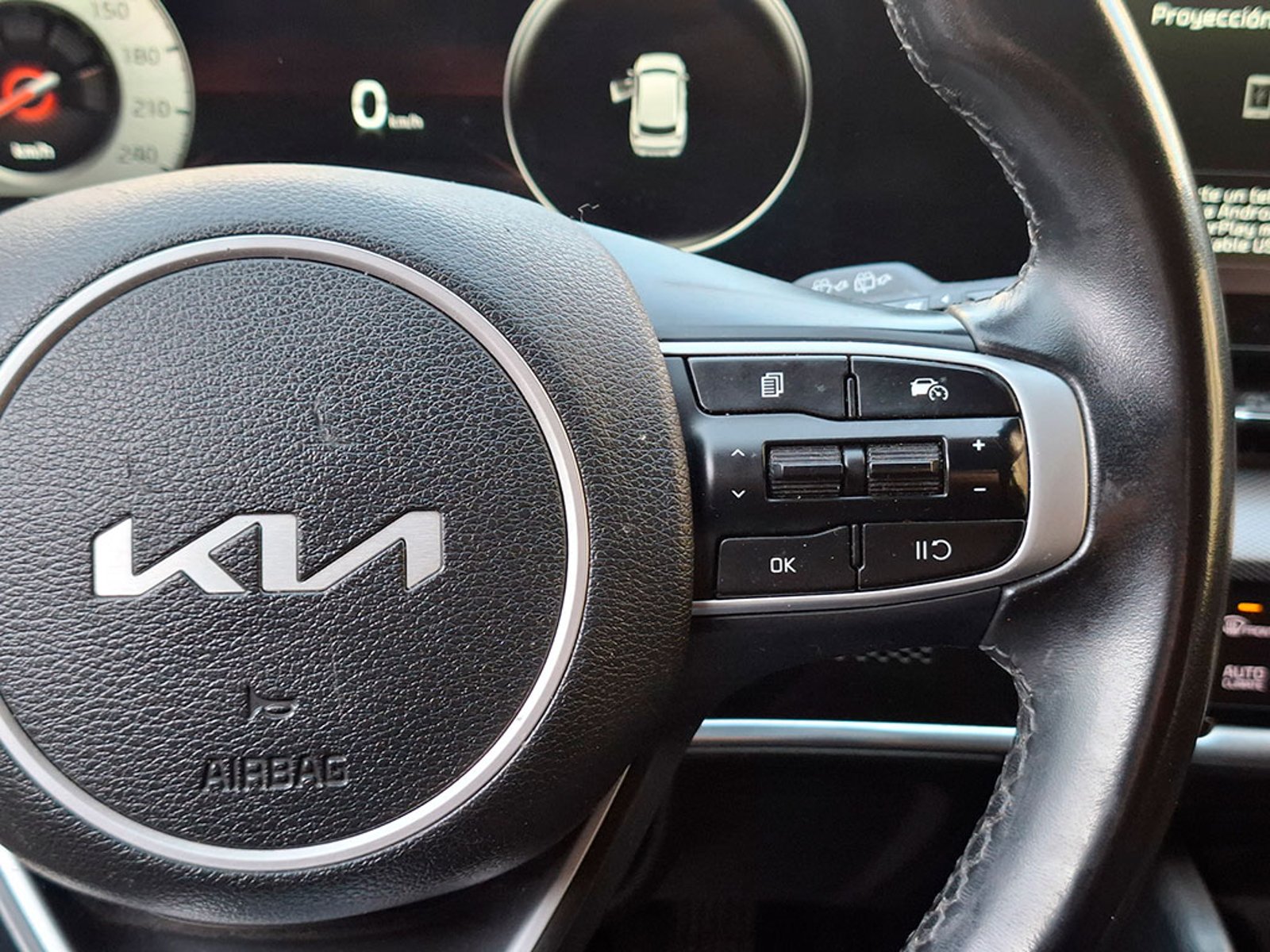 Kia SPORTAGE EX 2.0L 6MT GSL 2023 - Imagen 12 de 20
