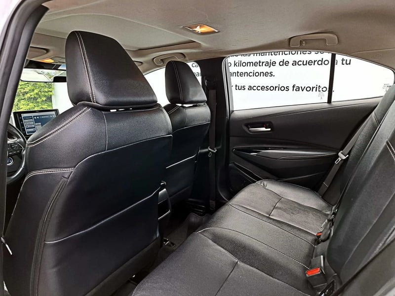 Toyota COROLLA HYBRID 1.8  CVT AT 4P 2022 - Imagen 12 de 18