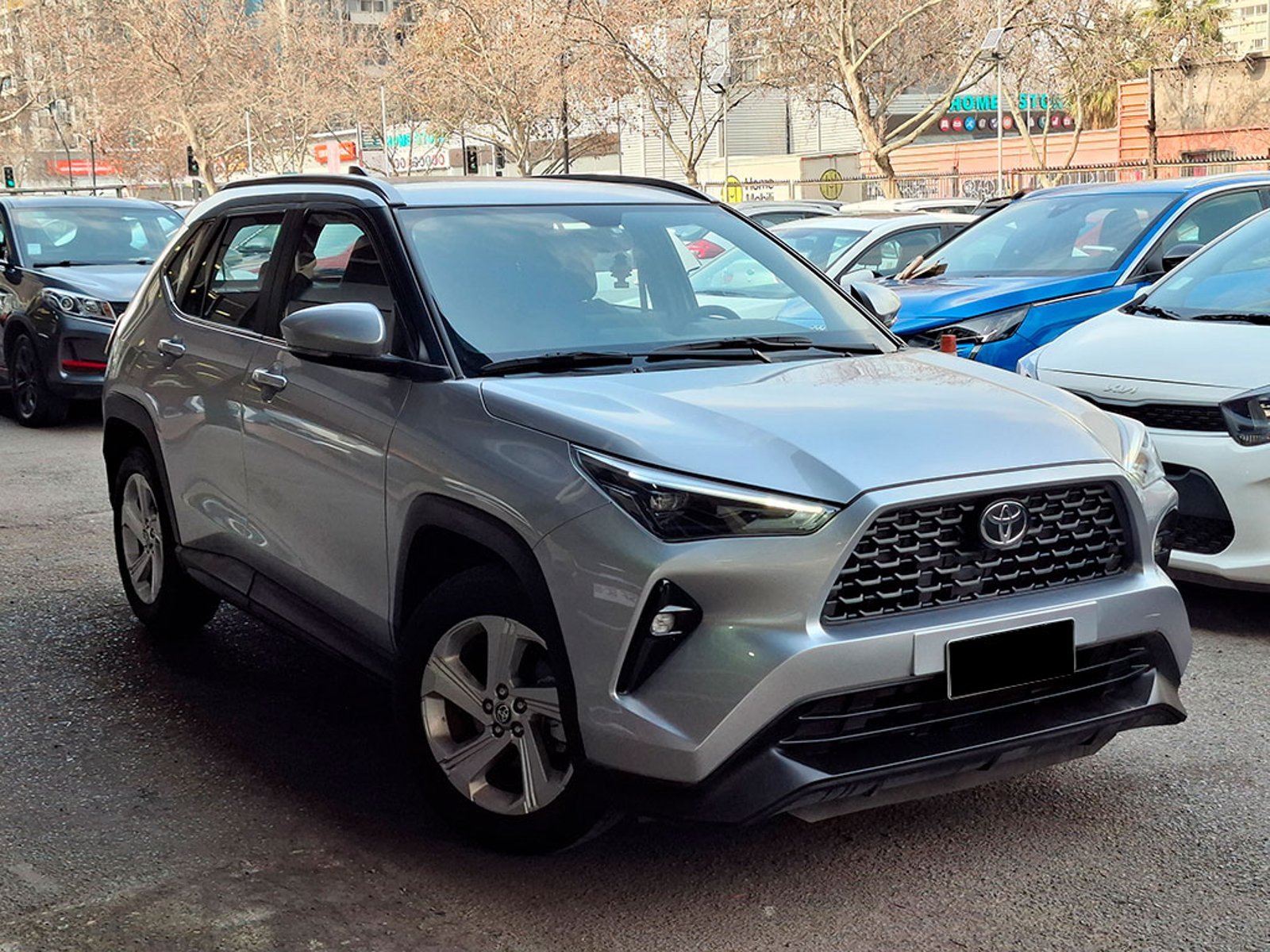 Toyota YARIS CROSS 1.5 MT AC 2025 - Imagen 3 de 20