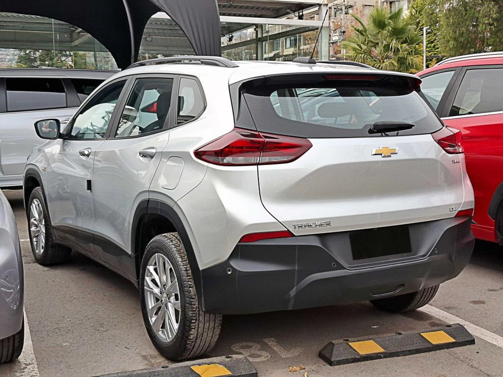 CHEVROLET TRACKER 1.2 LTZ P MT 2024 - Imagen 7 de 20
